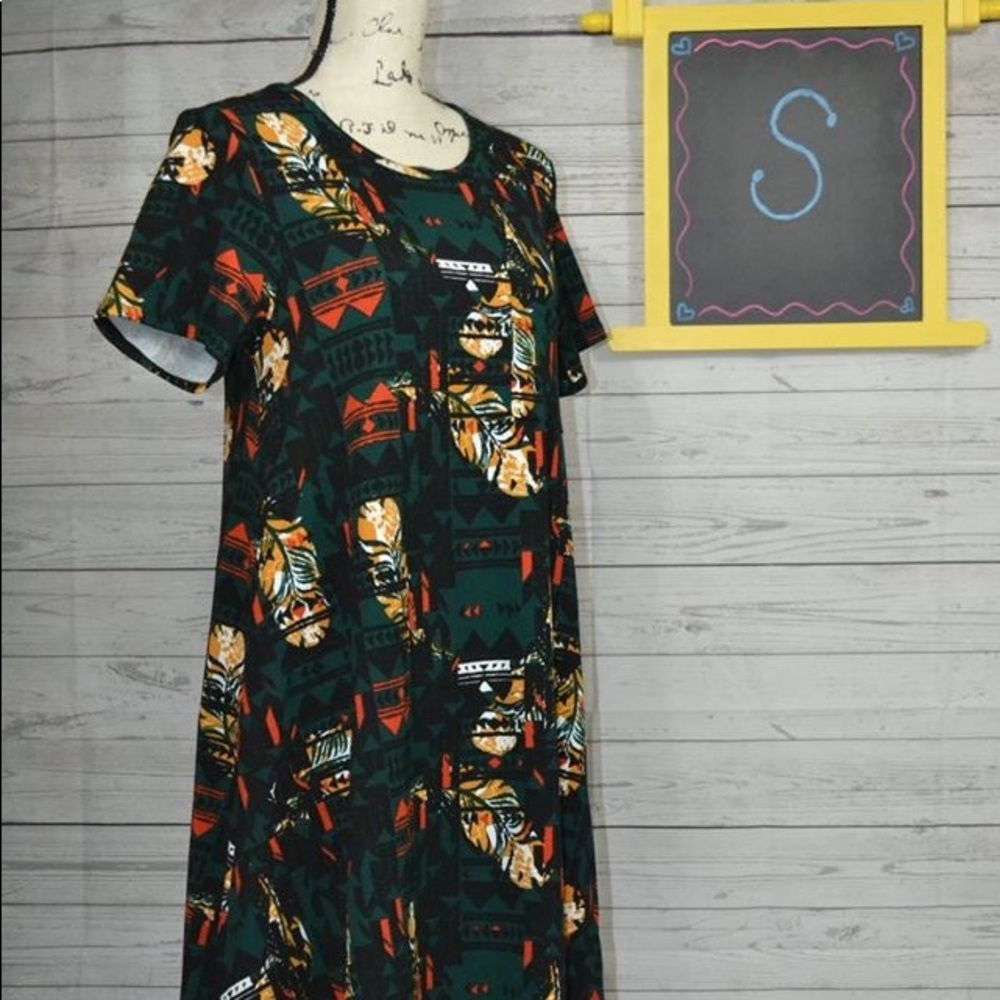 LuLaRoe Feather Carly